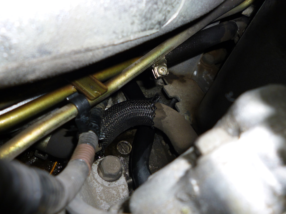 Запах💨 бензина в салоне и под капотом… — Subaru Legacy (BL/BP), 2 л ...