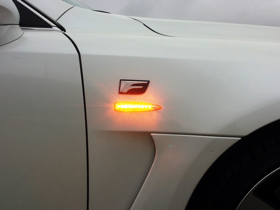 Поворотники lexus. Полировка поворотников e90. Saab 9-5 задние фонари доработка.