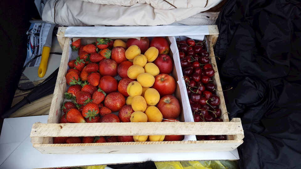 Уплата долга за поцарапанный бампер фруктами или в какие только ...