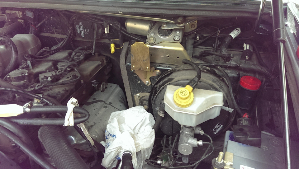 Замена расширительного бачка на УАЗ ПАТРИОТ 2015 — УАЗ Patriot, 2,7 л ...