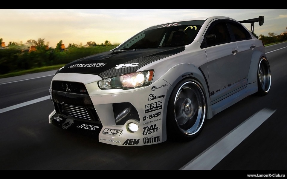 Mitsubishi Lancer 10 Картинки