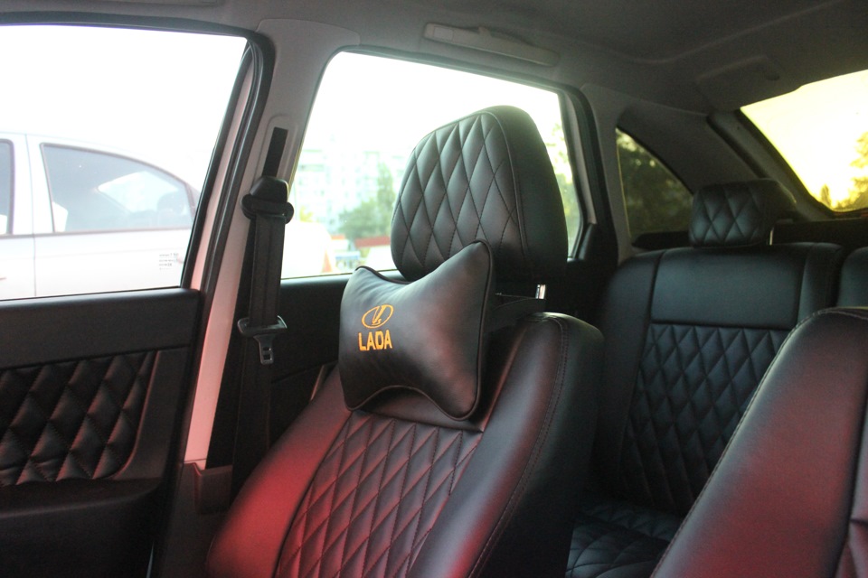Салон Лады Приоры. — Lada Приора хэтчбек, 1,6 л, 2012 года | стайлинг ...