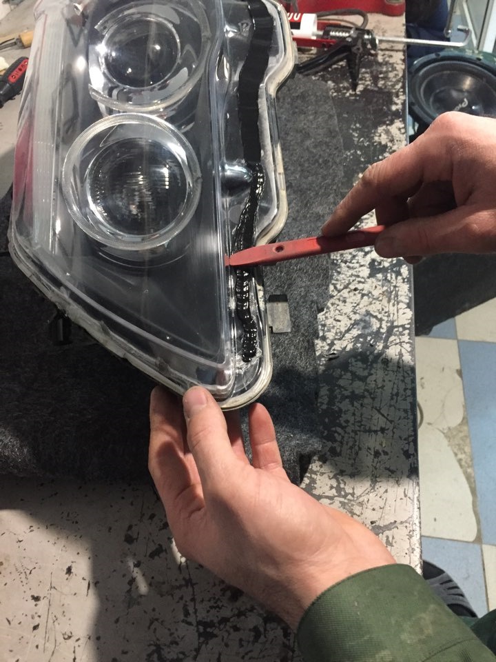 Реставрация фары часть2 — BMW 7 series (E65/E66), 4 л, 2006 года ...