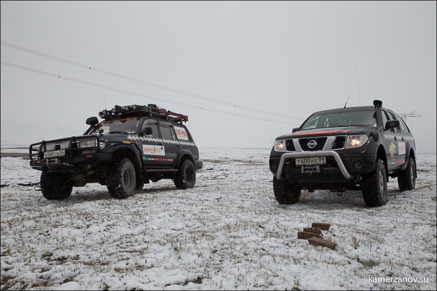 On the edge of Eurasia From Novosibirsk to Malaysia on SUVs Part V3 China From Lhasa to the border with Laos