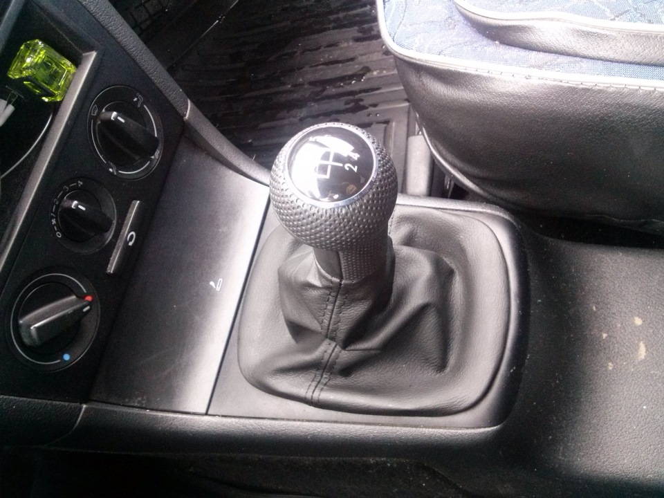 Ручка МКПП — Skoda Octavia A4 Mk1, 1,4 л, 2007 года | тюнинг | DRIVE2