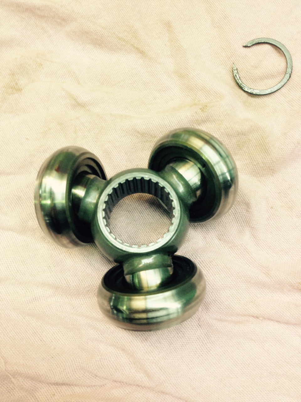 Замена втулок переднего СПУ, замена смазки ШРУС. — Toyota Caldina (241 ...