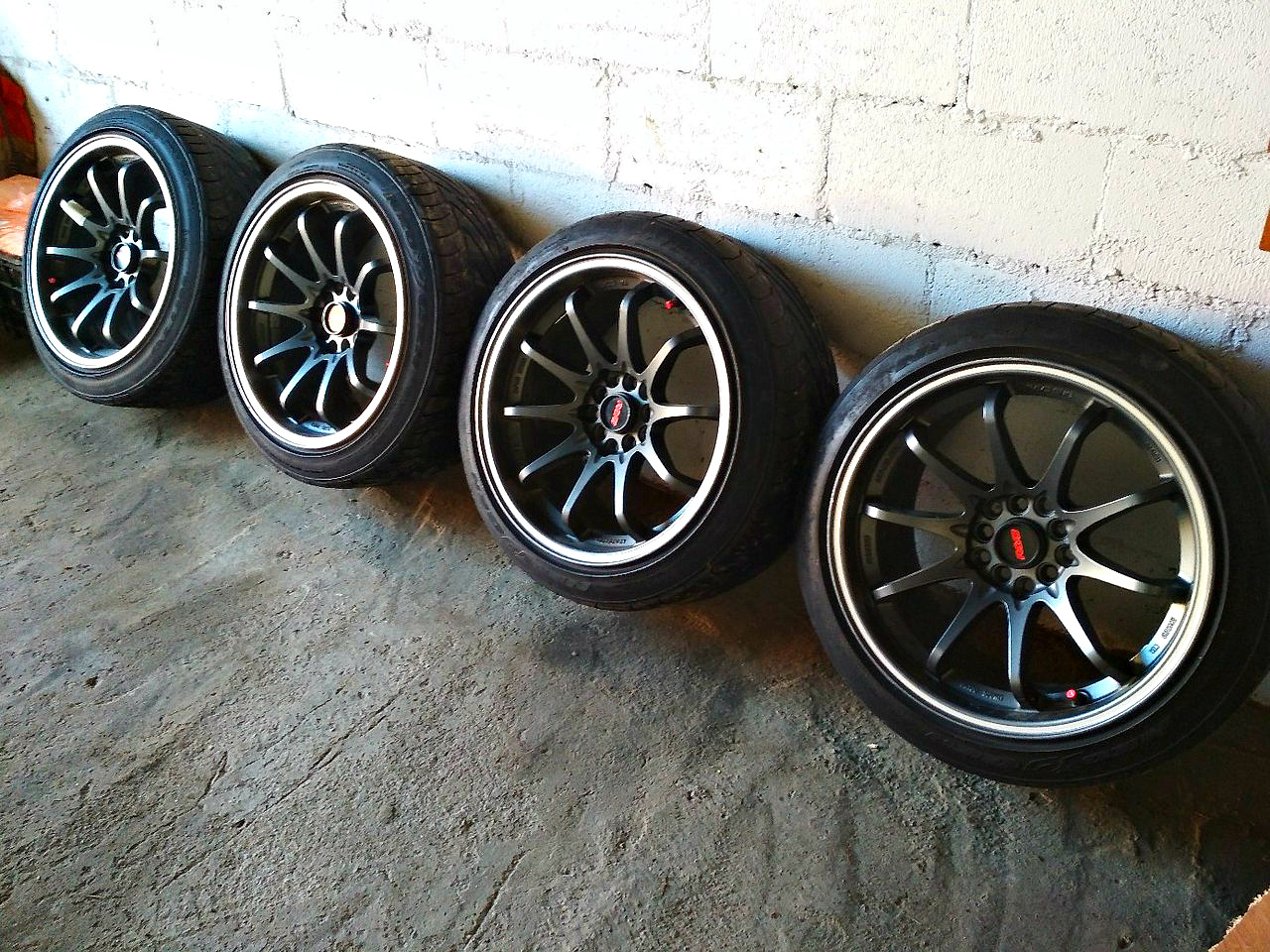 Диск 54 на никитина. Колесо 54. Шины диск 54. Шины диск 54. Шины диск 54.