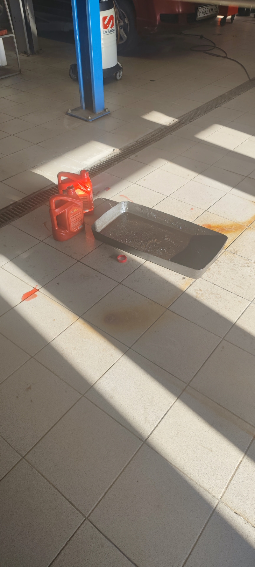 Замена масла в АКПП — Land Rover Range Rover (3G), 3,6 л, 2010 года ...