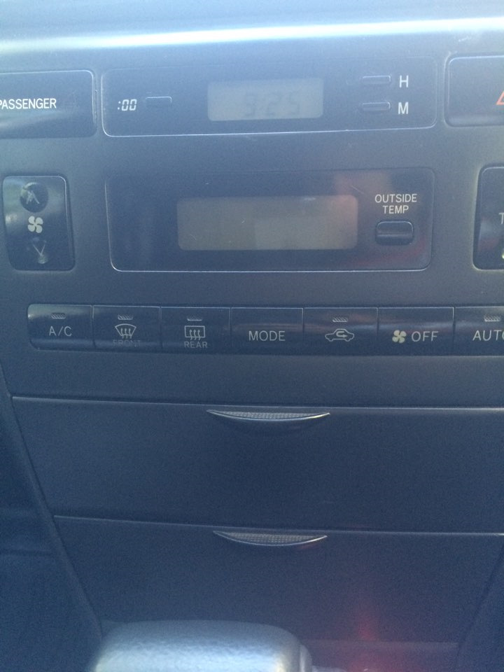 Не подсвечивается панель? Подскажите что может быть? — Toyota Allex, 1 ...