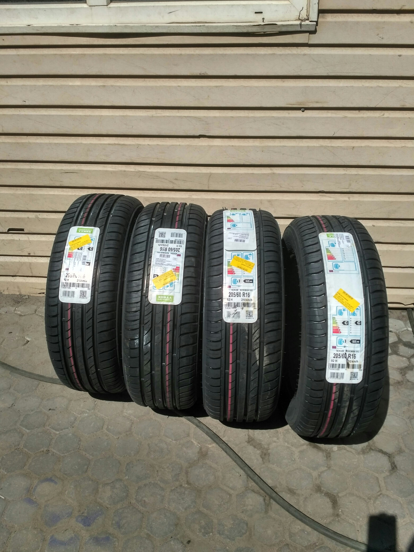 Sx шины. Летняя резина Нокиан 205 60 16. 205/60 R16 Nordman sx2 92h