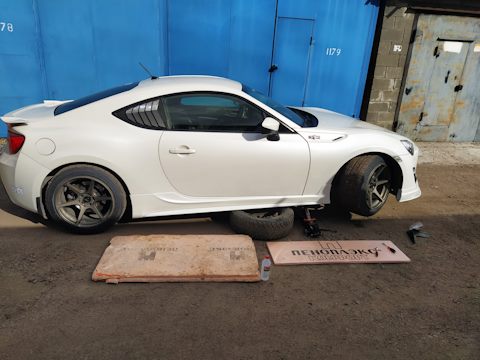 Toyota gt86 обвес