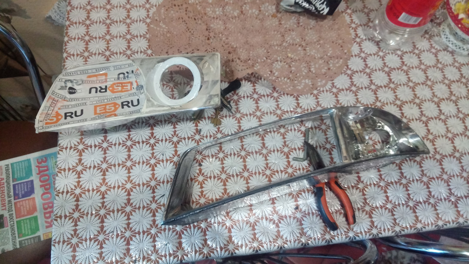 Фары разбор +black — Audi A4 (B5), 1,6 л, 1995 года | аксессуары | DRIVE2