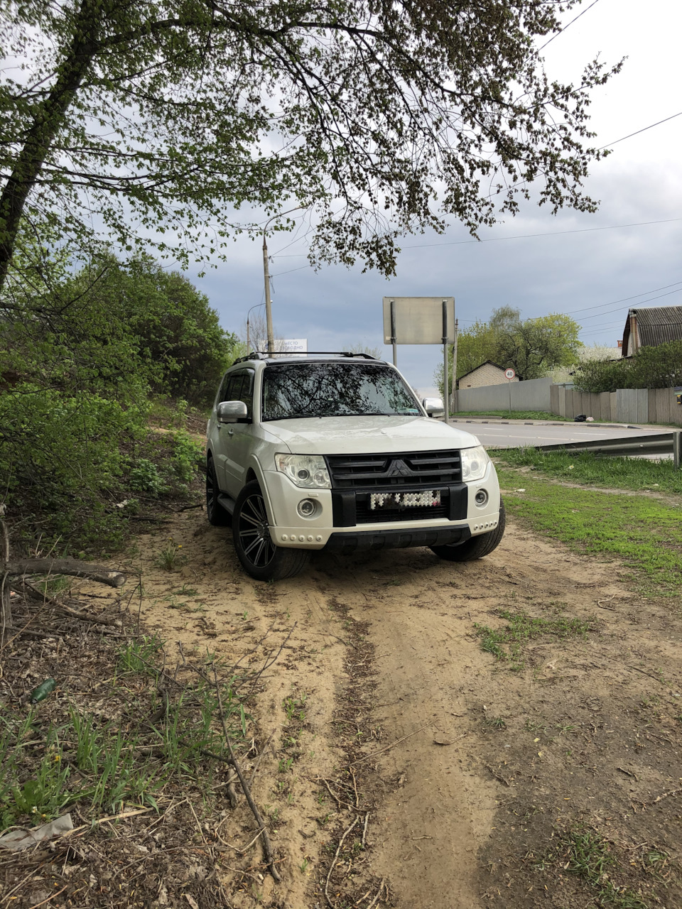 Самоизоляция на рыбалке в ближайшем подмосковье. — Mitsubishi Pajero (4G),  3,5 л, 2010 года | просто так | DRIVE2