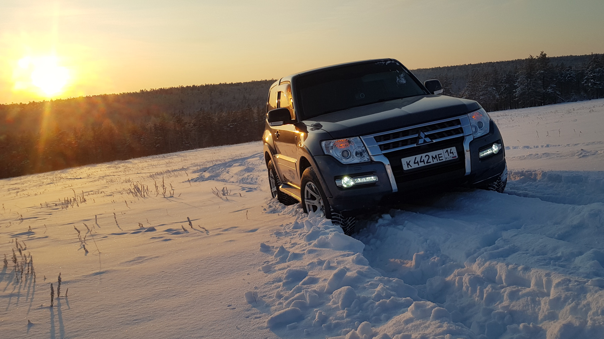 ходовые огни митсубиси паджеро 4. дополнительный свет на паджеро 4. мицубиси паджеро 4. доп свет на паджеро 3. подвеска риф на паджеро 4.
