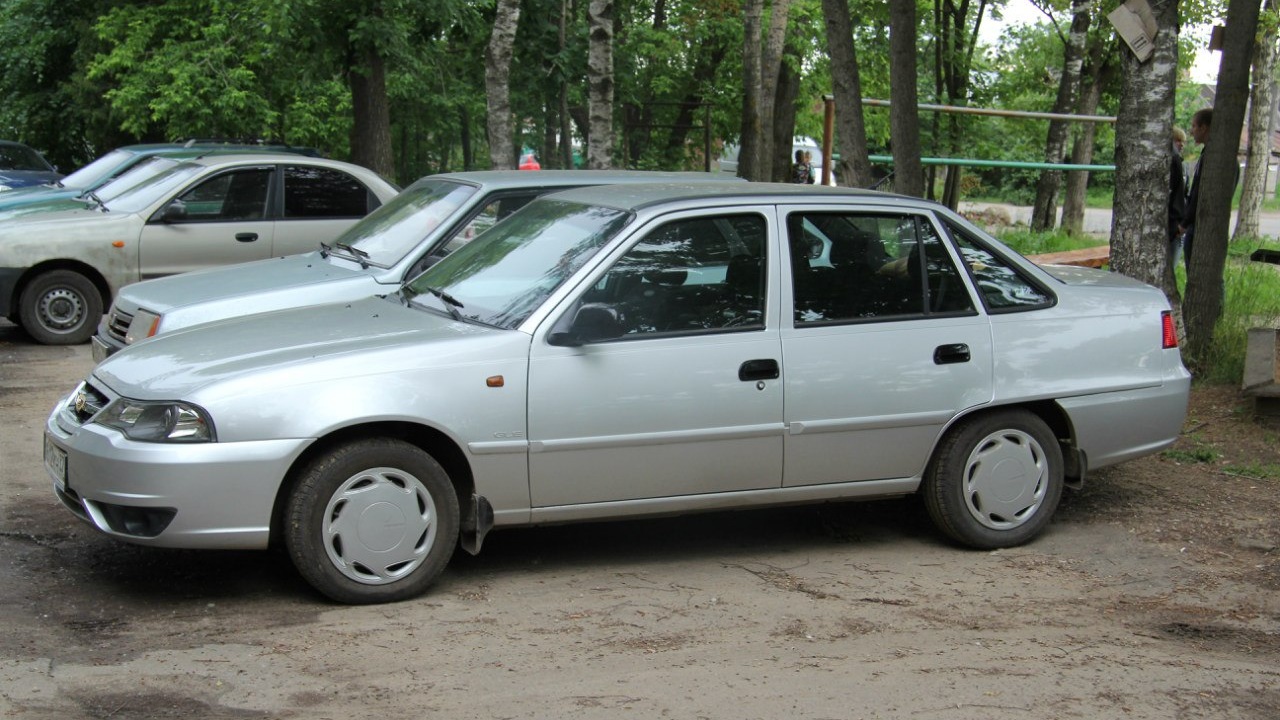 Daewoo Nexia (N150) 1.5 бензиновый 2012 | Серебристая,Двигатель1.5 на DRIVE2