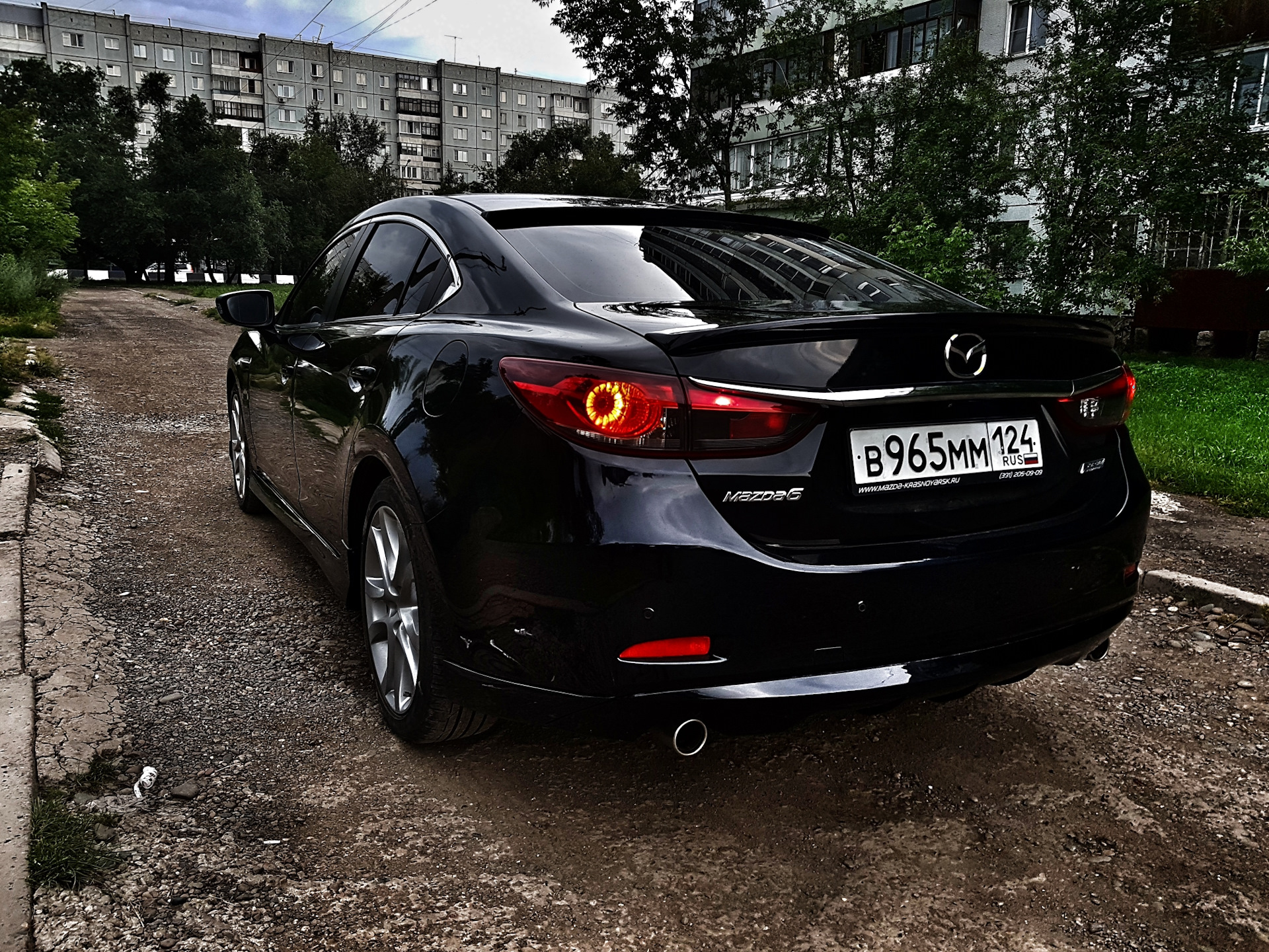 Темная 6. Mazda 6 2013 Black. Mazda 6 Black Tuning. Мазда 6 черная зад. Мазда 6 черная сзади.