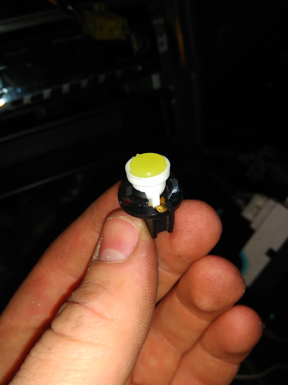 Подсветка приборной панели — KIA Spectra, 1,6 л, 2006 года ...