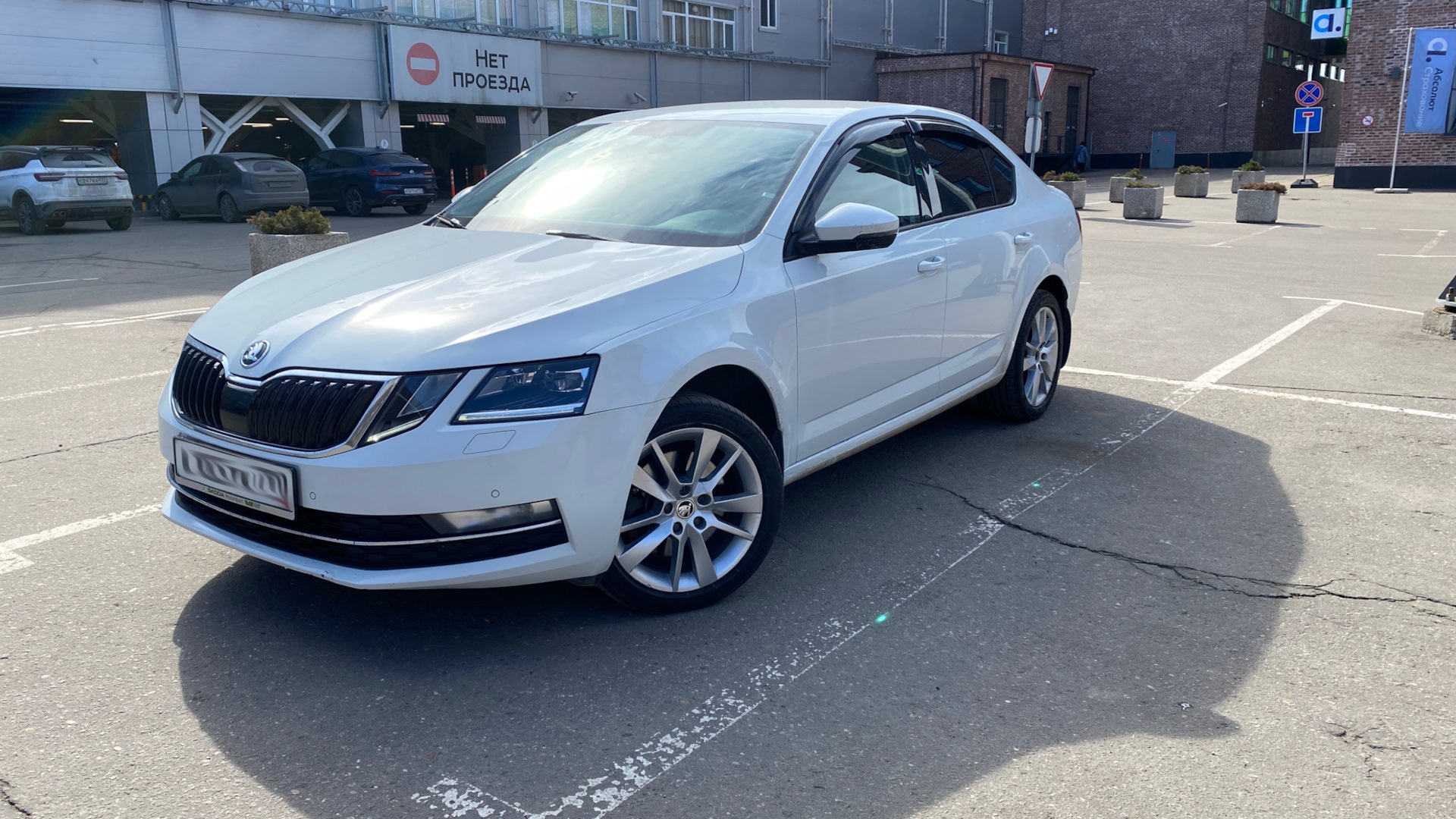Сколы на капоте. Покраска — Skoda Octavia A7 Mk3, 1,8 л, 2018 года ...