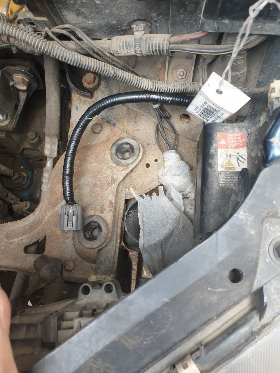 Скрутки, усадки, изоленты и гофра вместо старой дубовой оболочки. И кабель готов :) — Mazda 6 (1G) GG