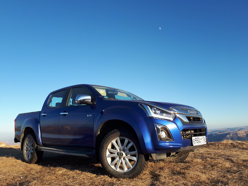 2 — Isuzu D-Max (1G)