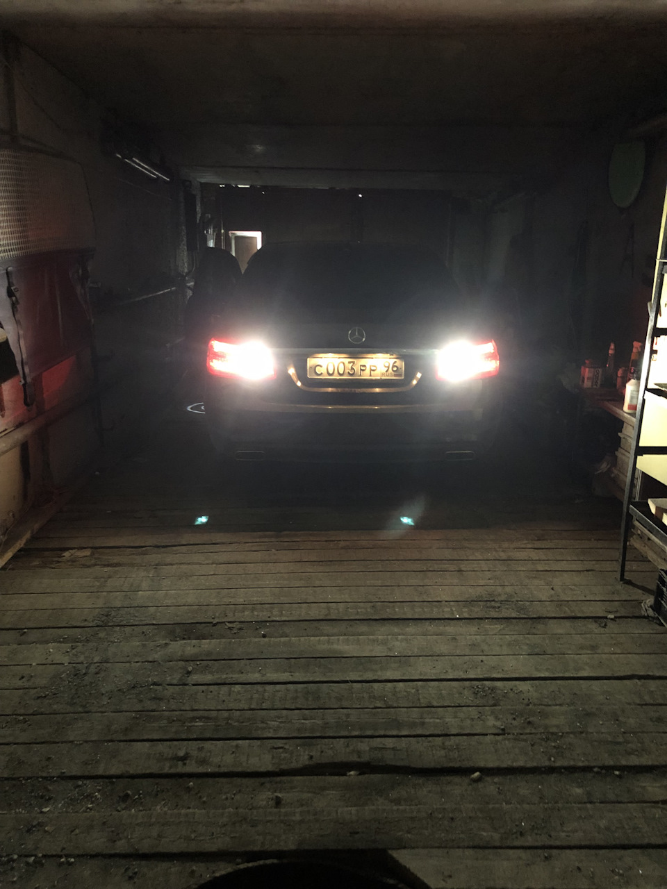 fiAAAgHAhuA 960 замена подсветки номера w212