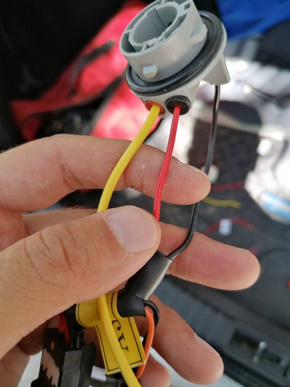 Сразу 7 BMW в Eastline Garage! Пошив салона, ремонт, химчистка ...