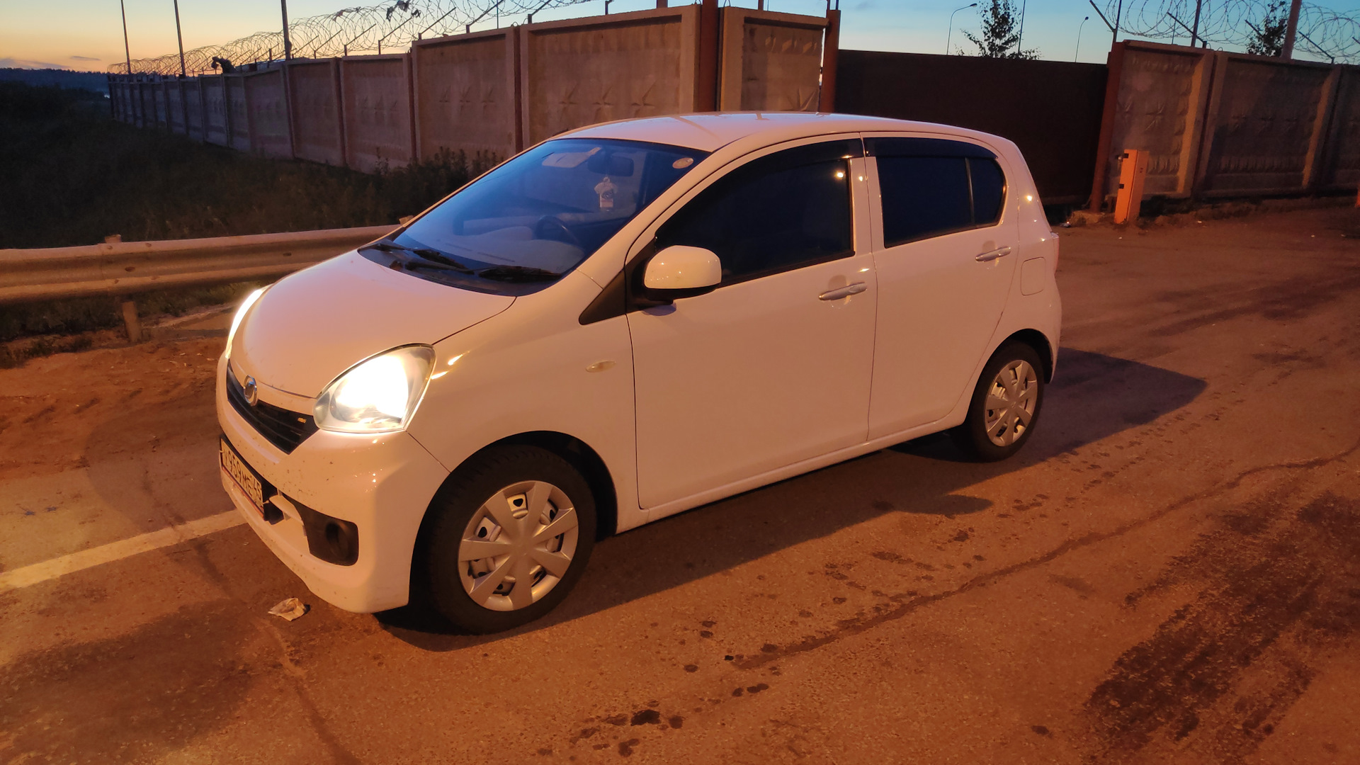 daihatsu mira отзывы владельцев