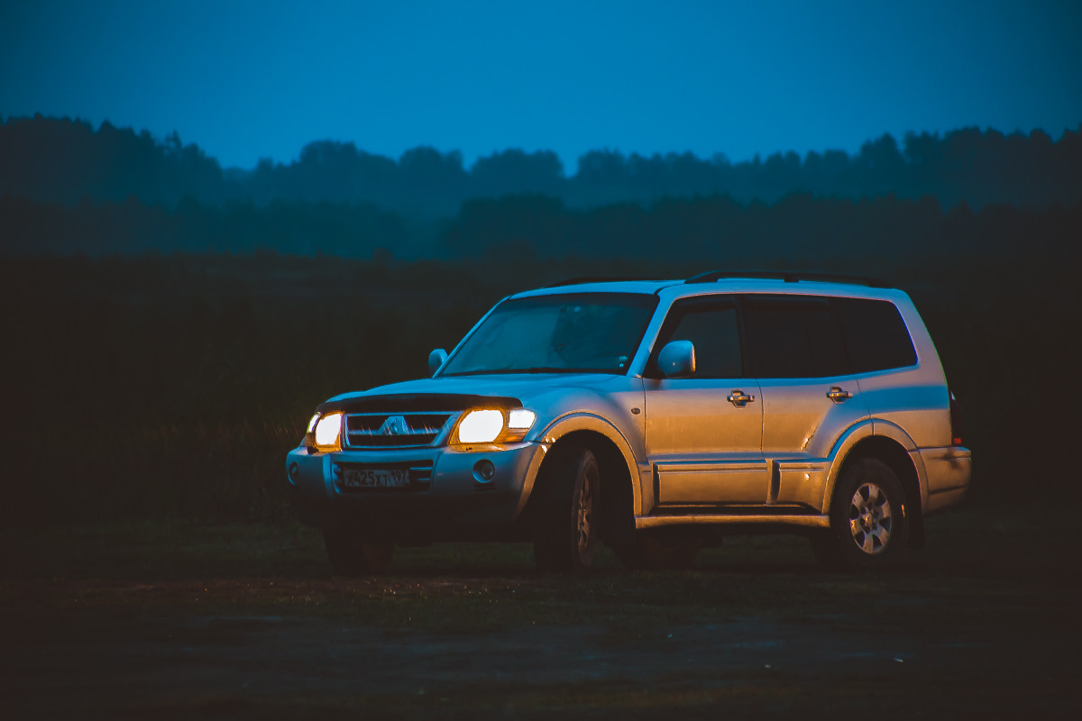 Паджеро 3 своими руками. Митсубиси Паджеро 3. Mitsubishi Pajero 2 super exceed. Митсубиси Паджеро 2 купе. Мицубиси Паджеро 1992.