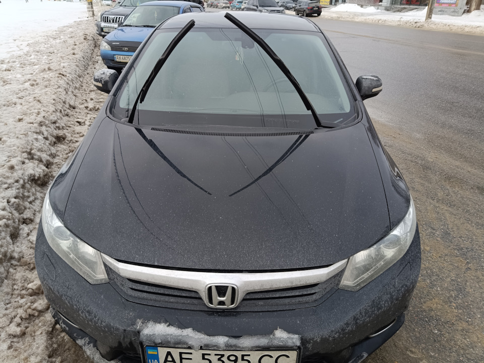 Замена резинок стеклоочистителя Civic 4d — Honda Civic 4D (9G), 1,8 л ...