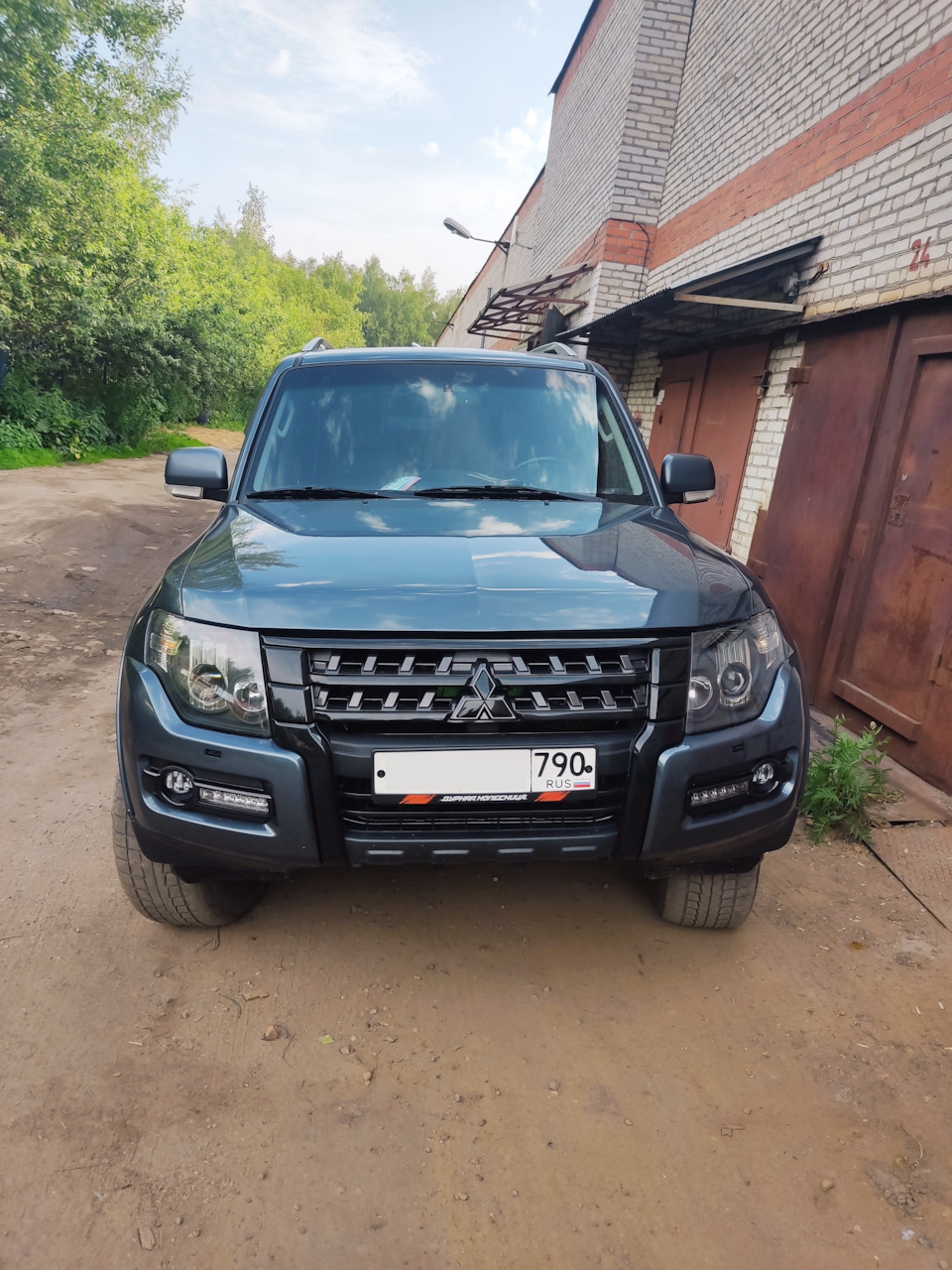 Конь снова в строю и стал ещё краше — Mitsubishi Pajero (4G), 3,2 л, 2008  года | кузовной ремонт | DRIVE2