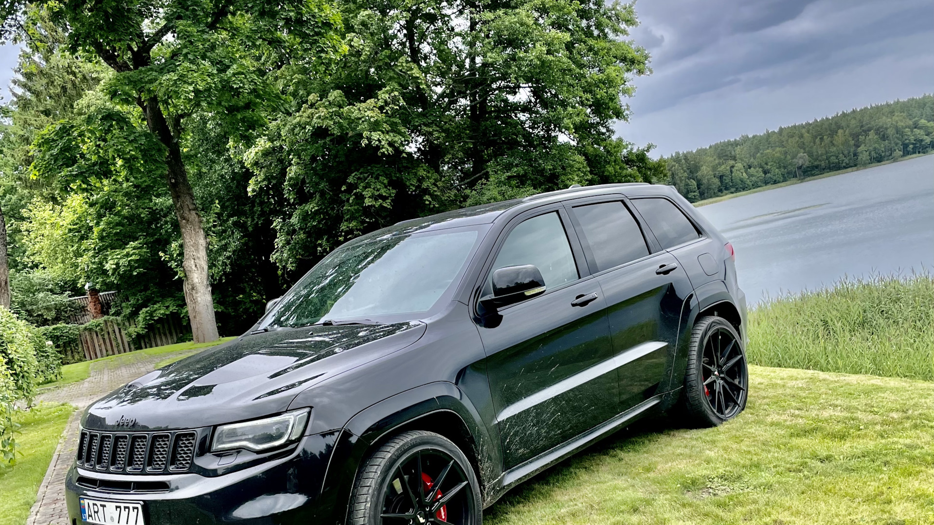 Jeep Grand Cherokee SRT-8 (WK2) 6.4 бензиновый 2019 | на DRIVE2