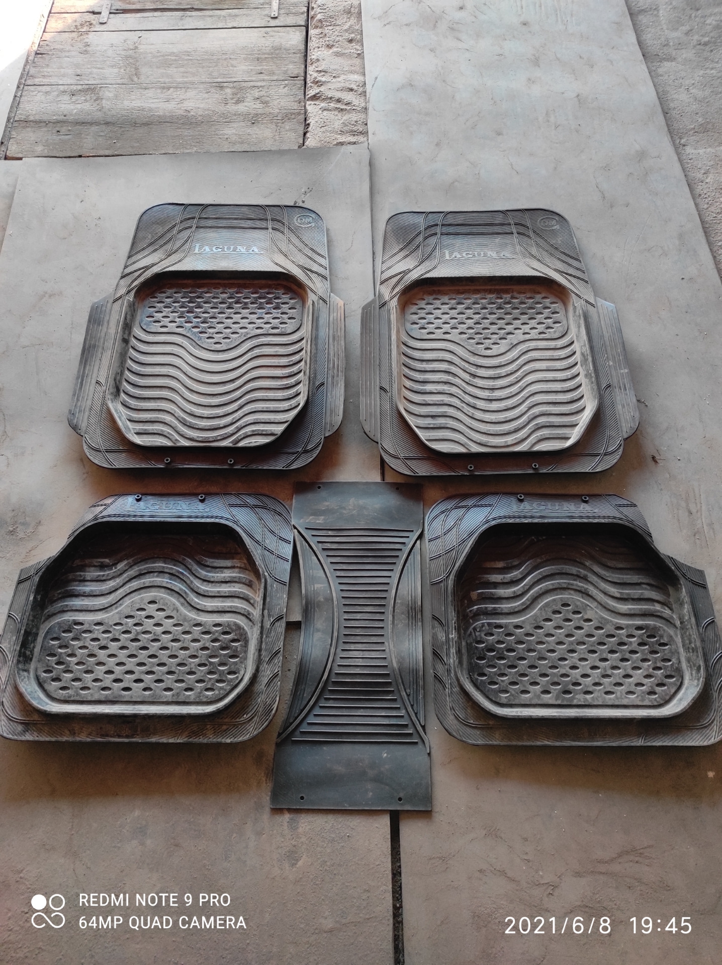 Замена ковриков на EVA. — Toyota Corolla Fielder (E120), 1,8 л, 2001 ...