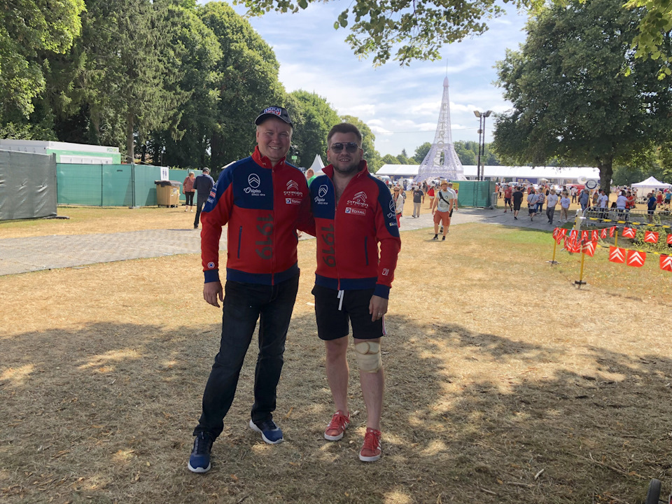 Купили крутые куртки Citroen Racing — Citroen C4 (2G)