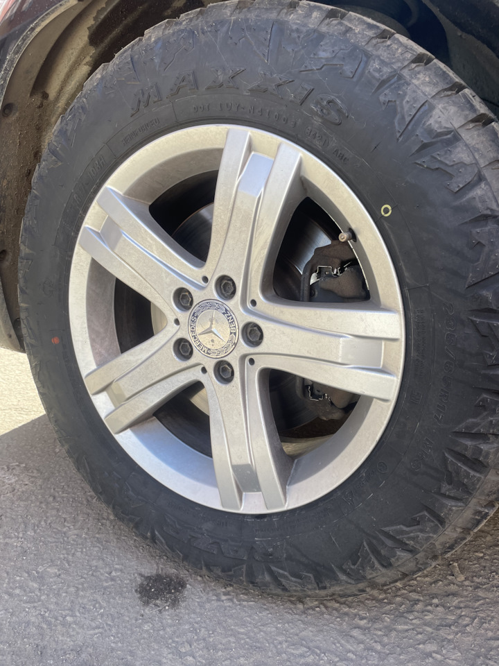 Шины всесезонные Maxxis 235/65 R17 на Mercedes-Benz GLB, Mercedes-Benz ...