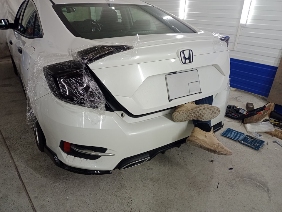 Сразу видно настоящего мастера за работой — Honda Civic 4D (10G)