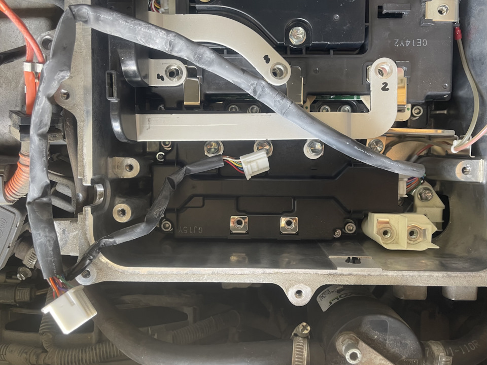 Замена термопасты под ИСМ в инверторе — Lexus RX 400h (2G), 3,3 л, 2007 ...