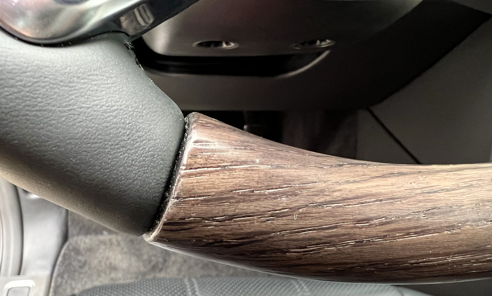 Руль с деревянными вставками для Дискавери 5. — Land Rover Discovery V ...