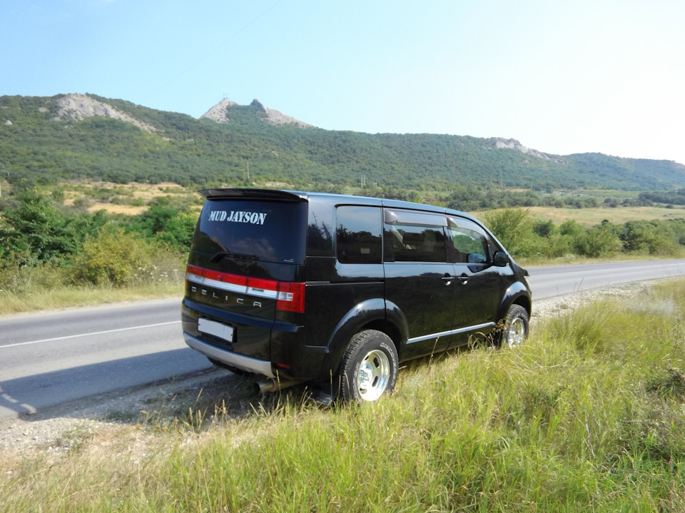 Фото mitsubishi delica d 5