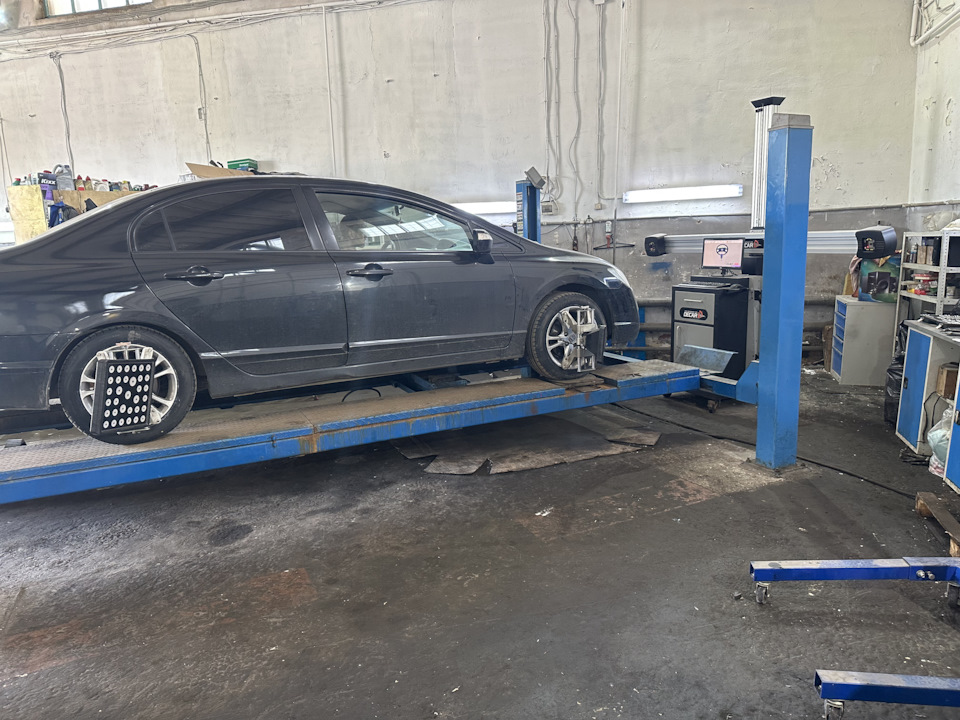 Замена рулевых тяг, наконечников, регулировка схождения. — Honda Civic ...