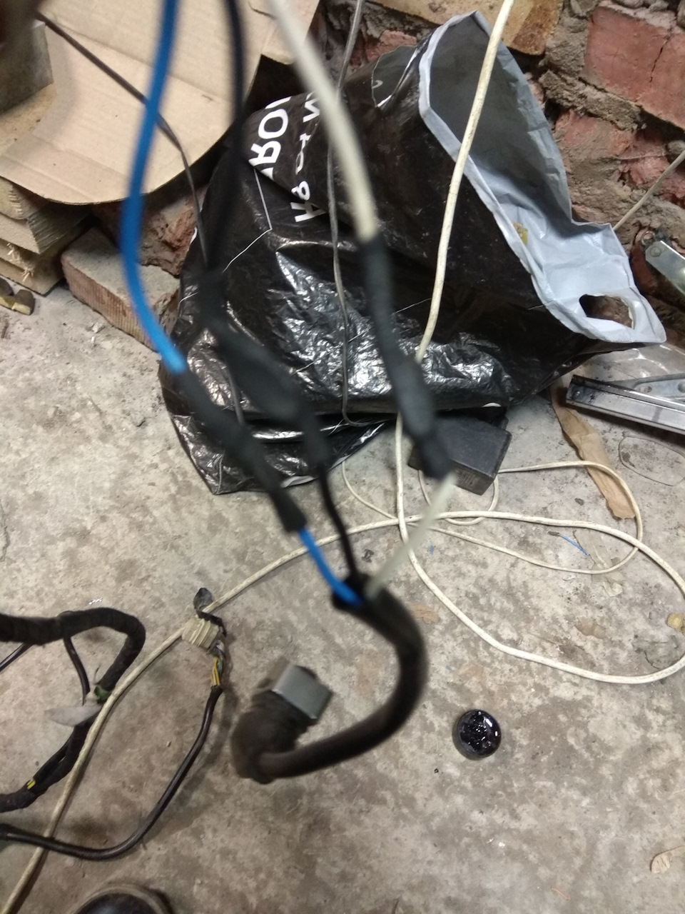 foAAAgITWeA-960.jpg