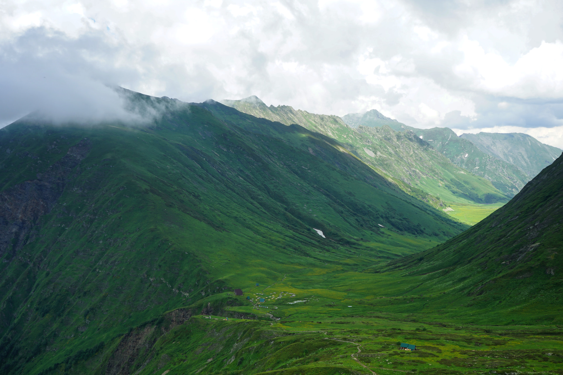 Кемпинг бзерпинский карниз