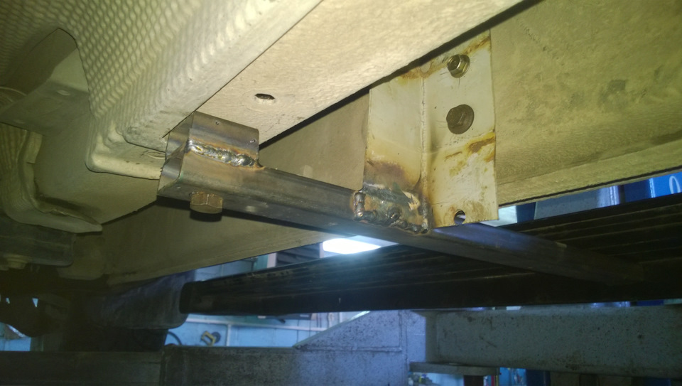 Продолжение про пороги. — Volkswagen Touareg (1G), 2,5 л, 2004 года ...