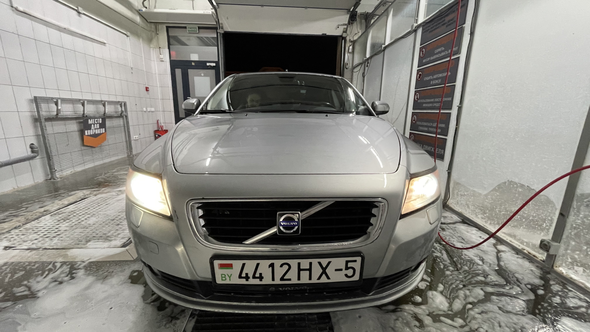 Volvo S40 (2G) 1.8 бензиновый 2007 | Пчела на DRIVE2