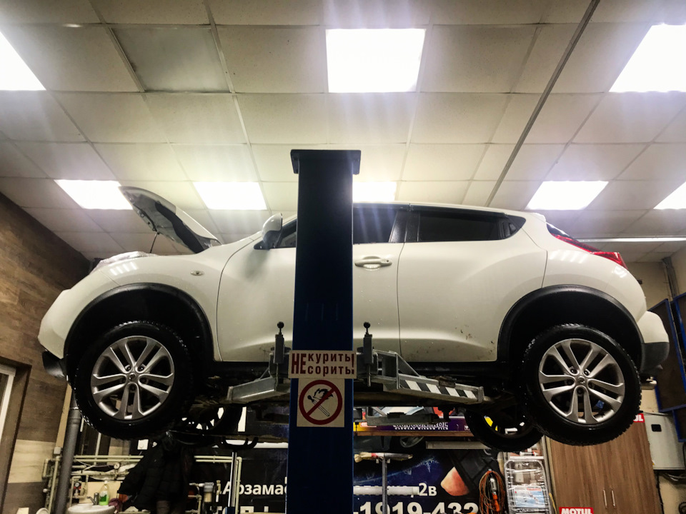 ТО: фильтра/масло в ДВС — Nissan Juke (1G), 1,6 л, 2012 года | плановое ...