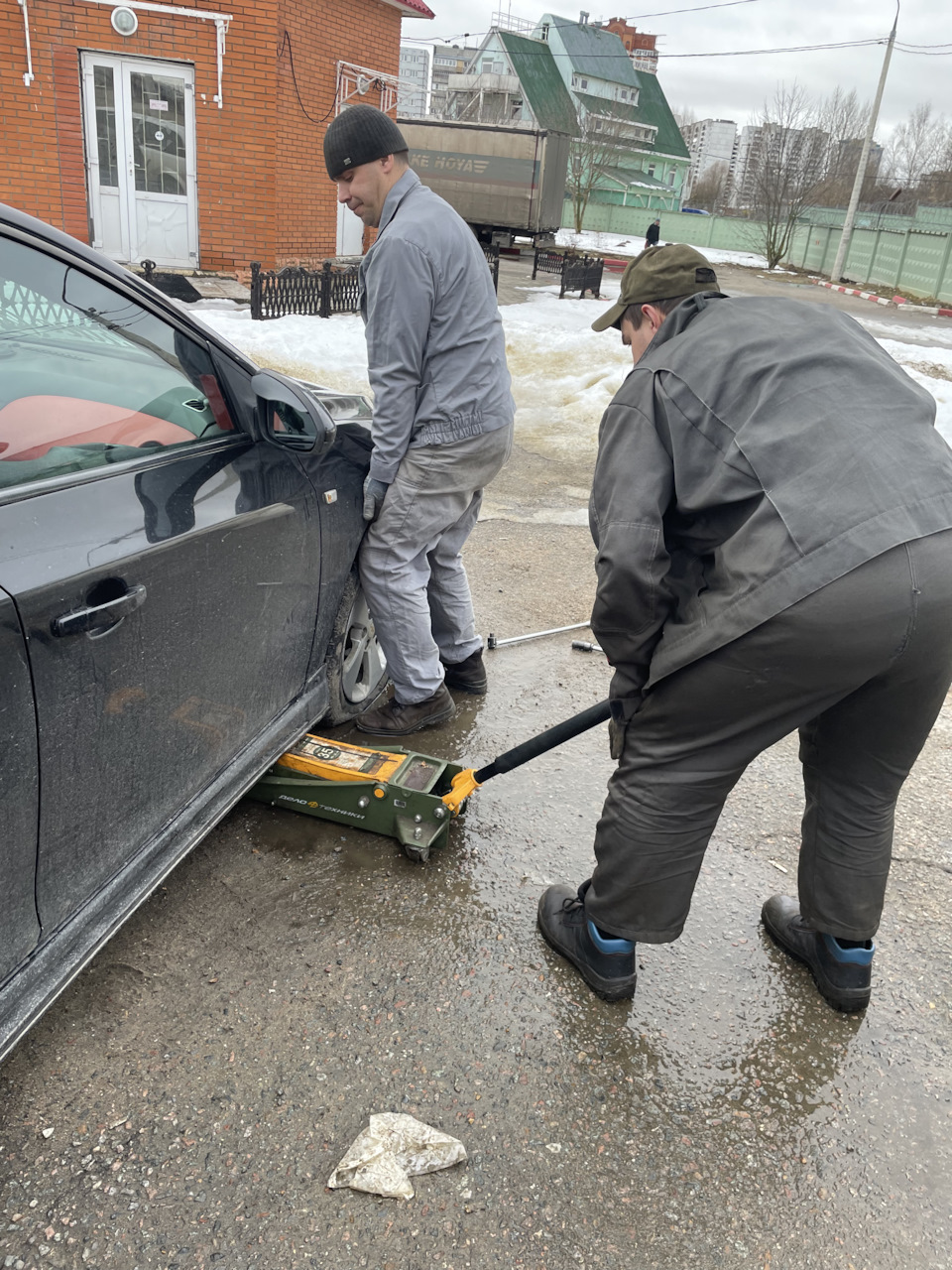 Есть пробитие… — Chevrolet Cruze (1G), 1,8 л, 2011 года | помощь на ...