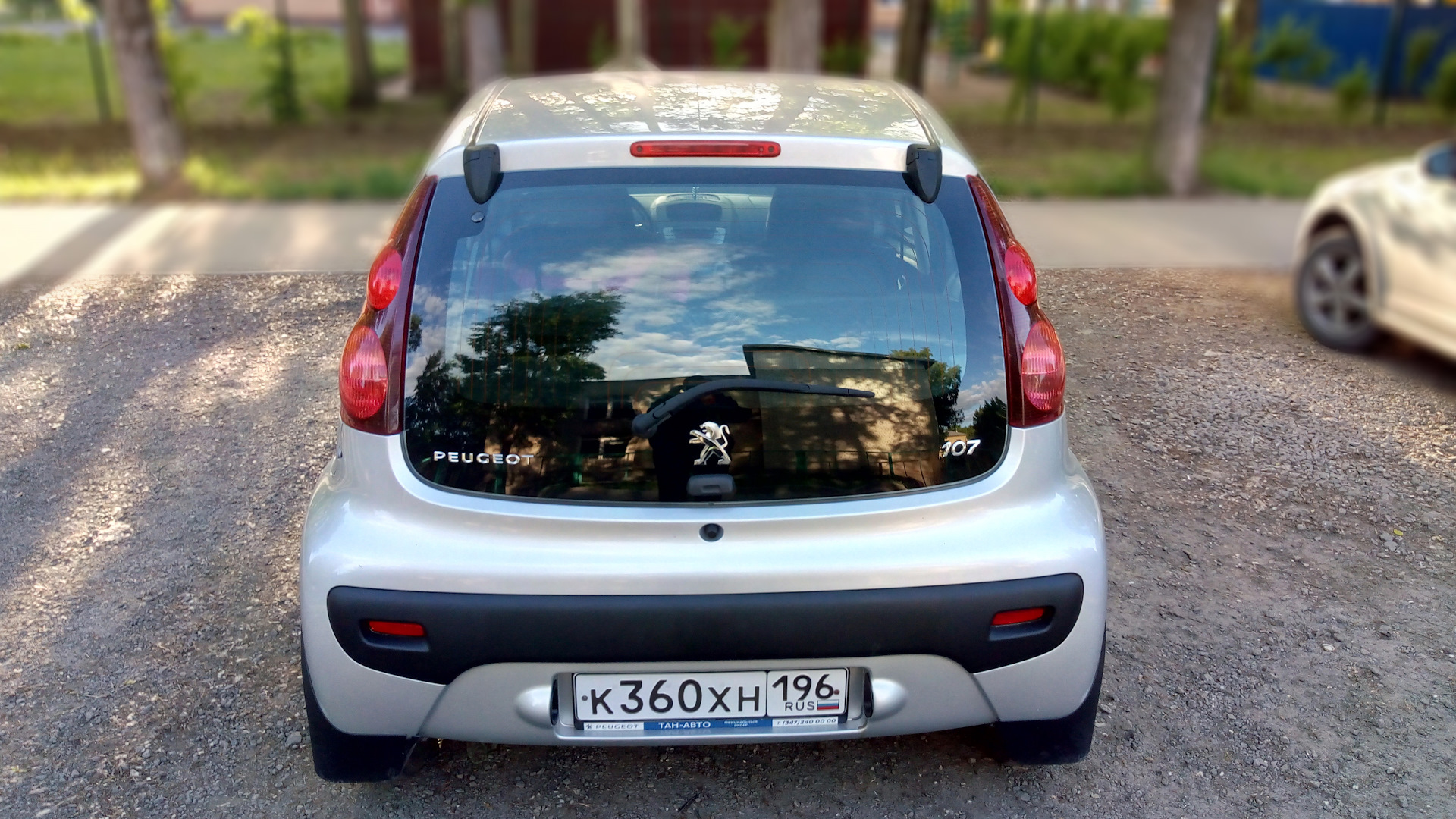 Peugeot 107 van