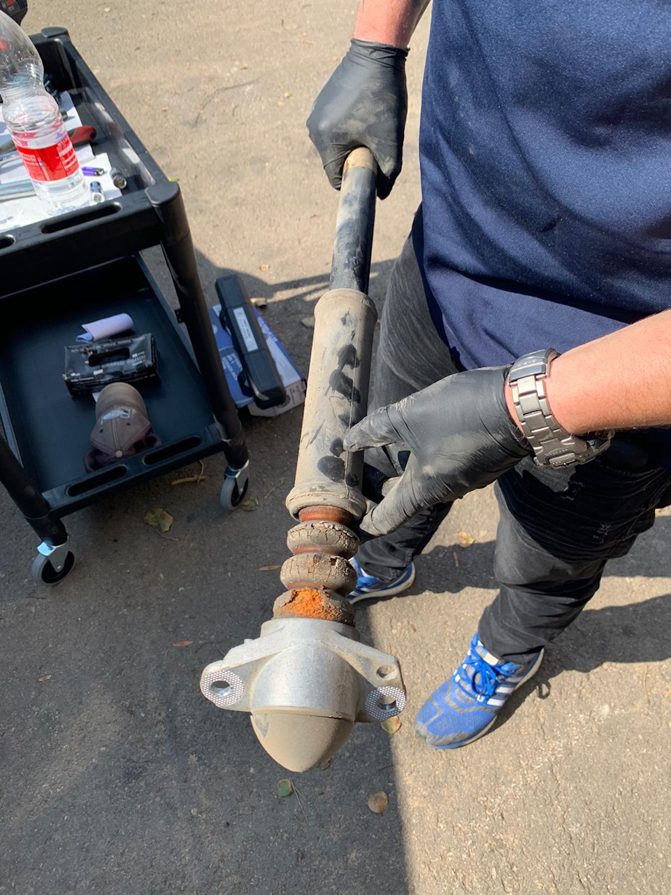 Замена дефлекторов воздуховодов — Volkswagen Passat B6, 1,9 л, 2008 ...