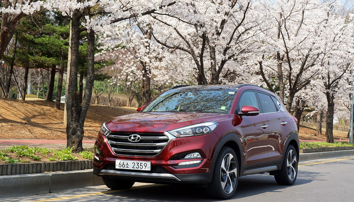 Хендай туссан 2024 комплектации. Hyundai Tucson Red. Хендай Туксон красный. Хендай Туссан 2022 красный. Хендай Туссан 2018.
