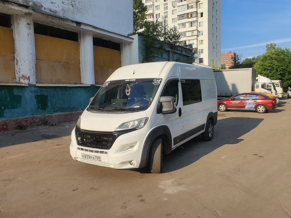 Peugeot boxer 250 кузов. Пежо боксер 250 кузов. Peugeot boxer 250 кузов. Пежо боксер фургон драйв. Peugeot boxer 250 кузов.