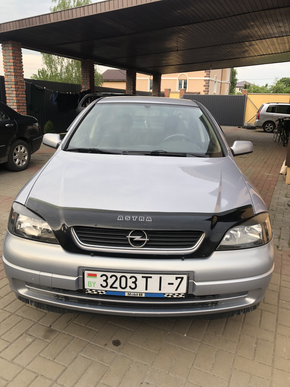 Дефлектор капота — Opel Astra G, 1,6 л, 2002 года | тюнинг | DRIVE2